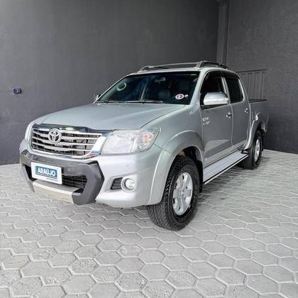 TOYOTA HILUX 2.7 SR 4X2 CD 16V FLEX 4P AUTOMÁTICO TOYOTA HILUX 2.7 SR 4X2 CD 16V FLEX 4P AUTOMÁTICO